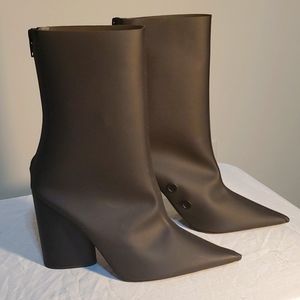 NWOT Yeezy Black PVC Season 7 Boots